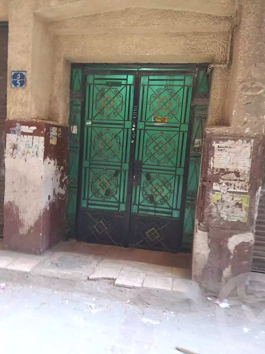 https://aqarmap.com.eg/ar/listing/6998870-for-sale-cairo-faisal-el-tawabeq-mahmoud-gaafar-st