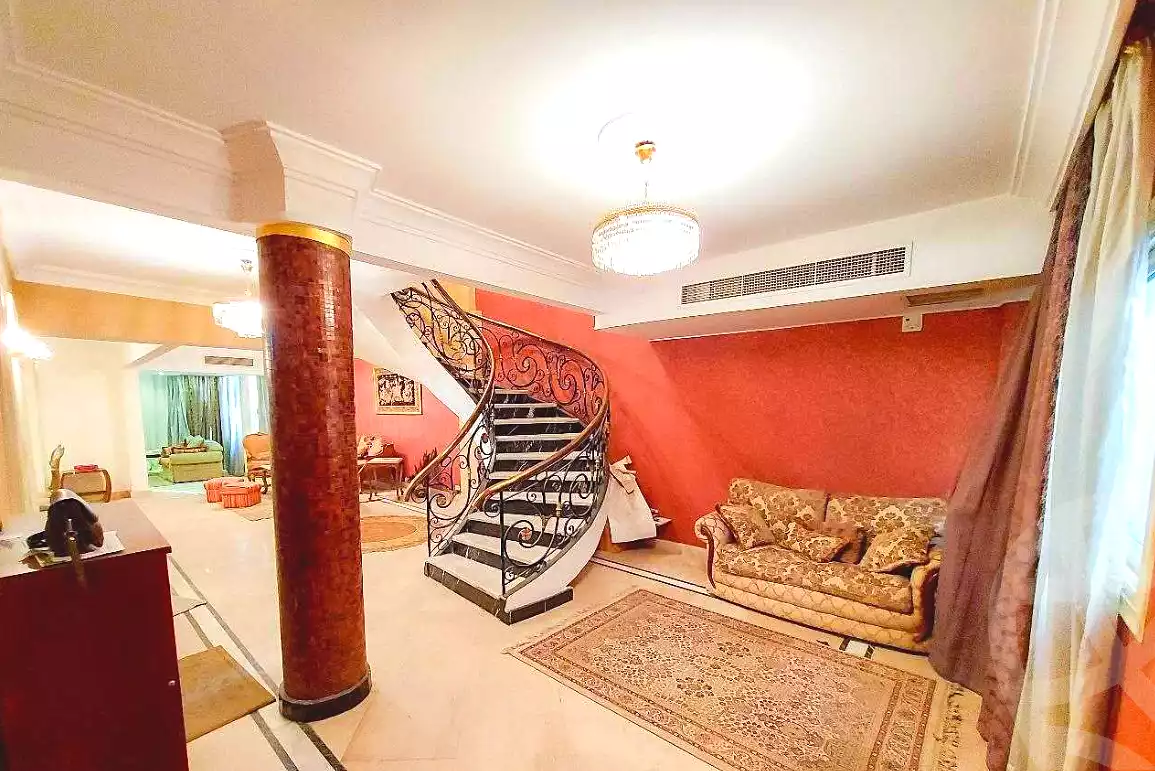 https://aqarmap.com.eg/ar/listing/6998913-for-sale-cairo-downtown-el-qasr-el-ayni