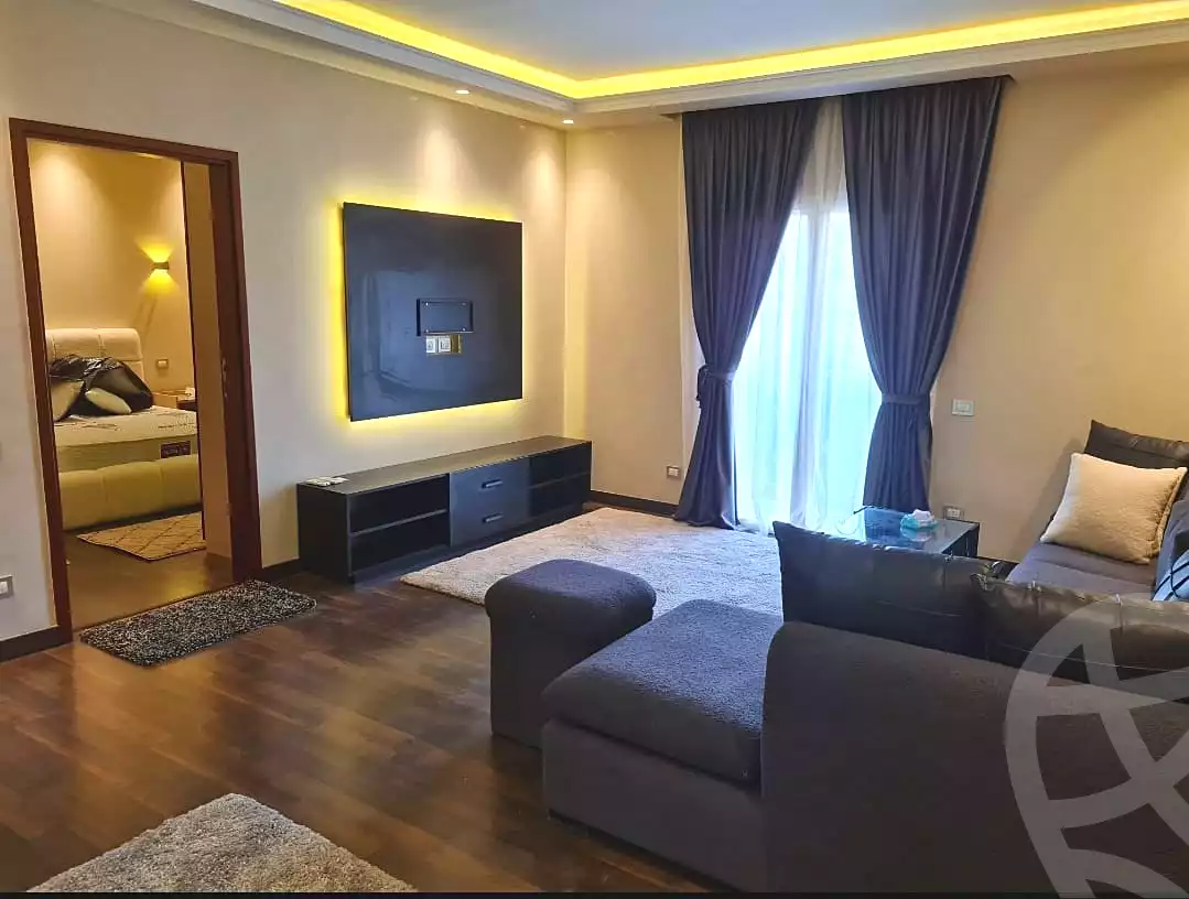 https://aqarmap.com.eg/en/listing/6999848-for-rent-cairo-new-cairo-compounds-hyde-park-centre-ville-hyde-park