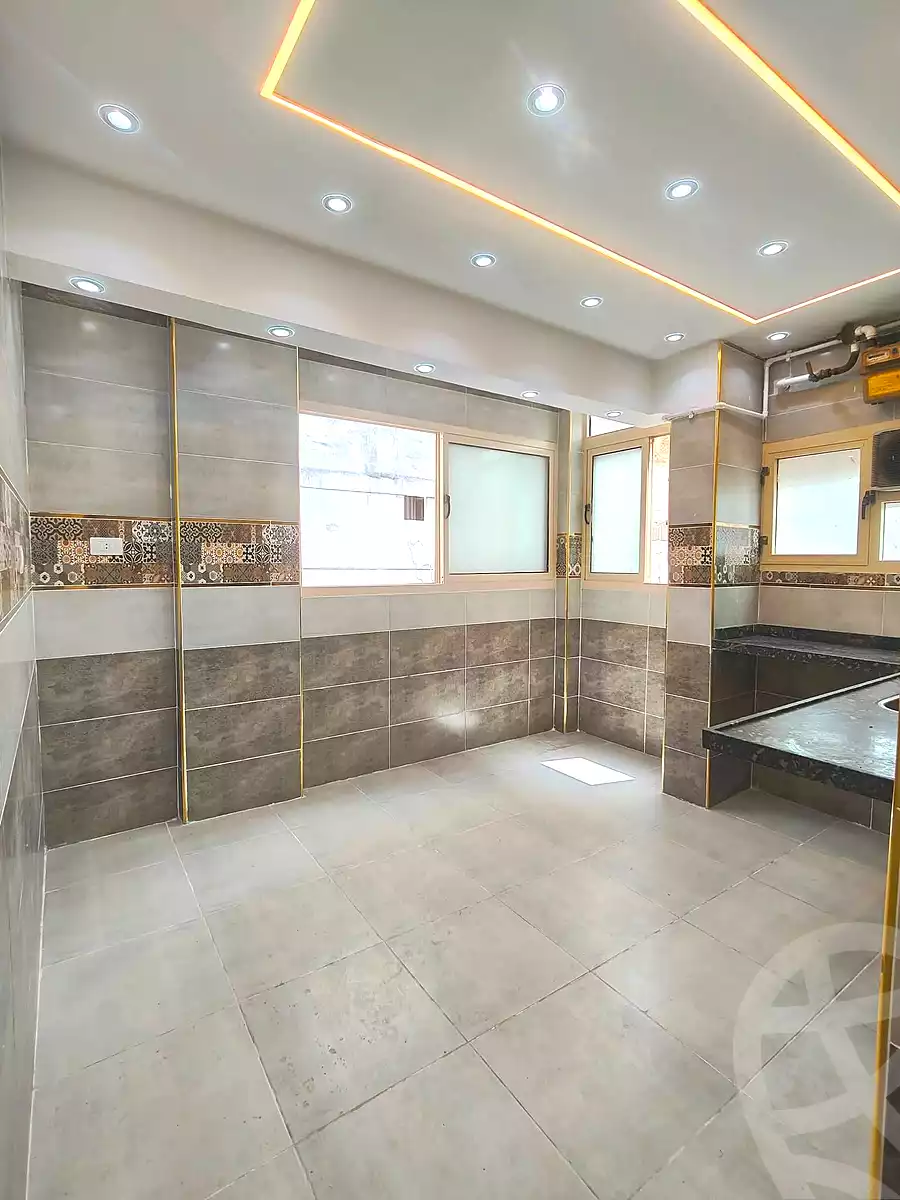 https://aqarmap.com.eg/ar/listing/7000048-for-sale-alexandria-miami-mahmoud-el-isawy-st