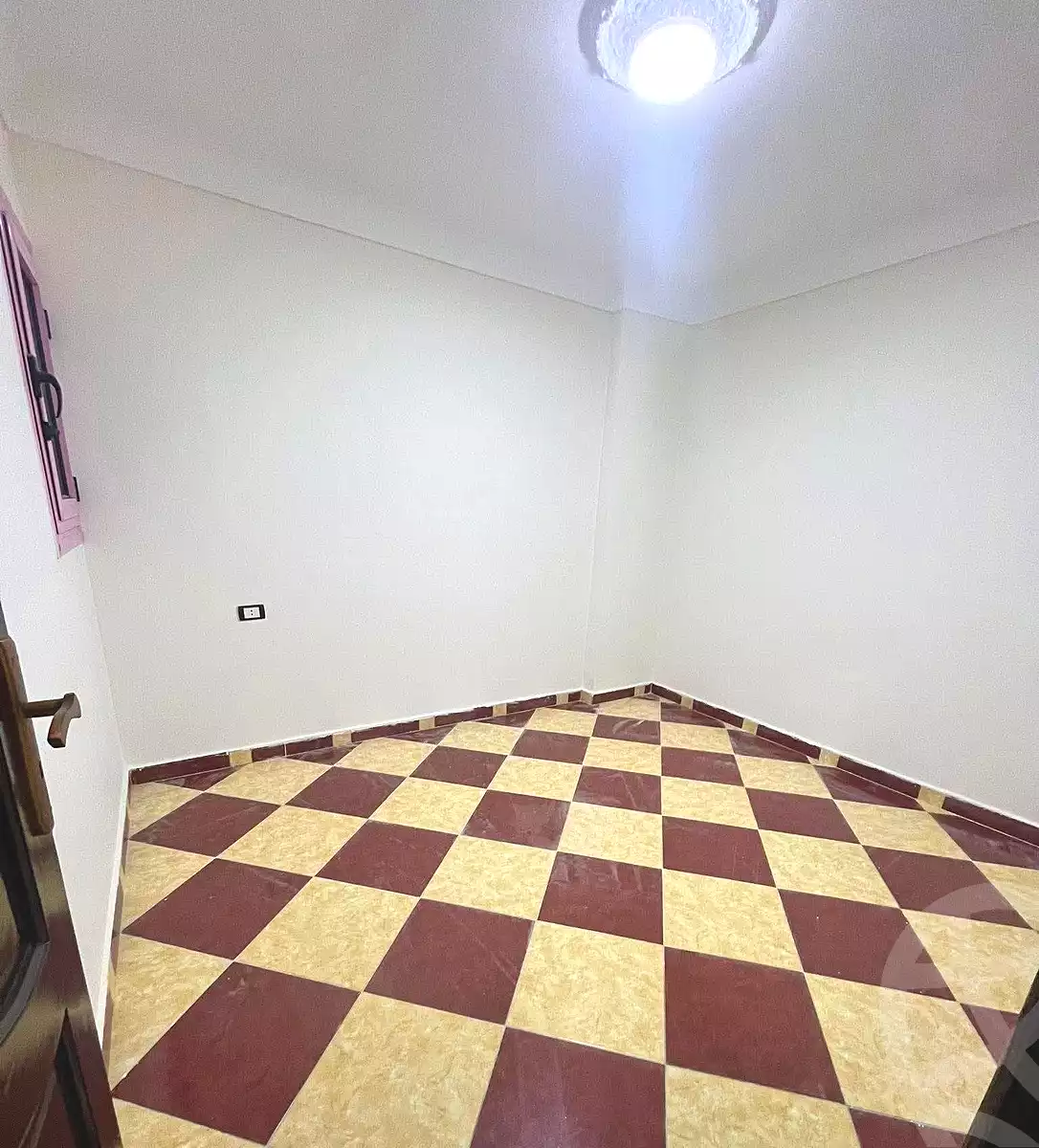 https://aqarmap.com.eg/en/listing/7000063-for-sale-alexandria-lsywf-el-falki