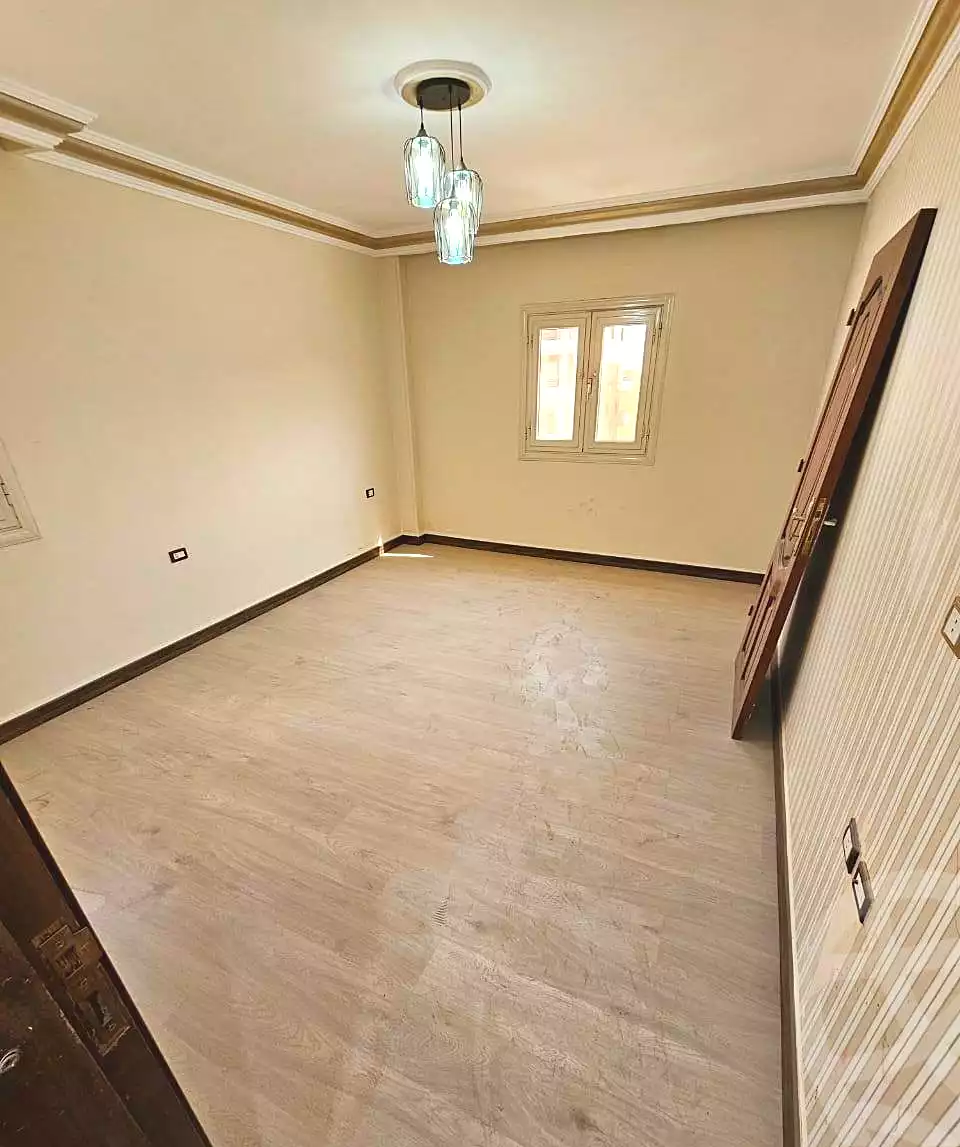 https://aqarmap.com.eg/ar/listing/7000080-for-sale-cairo-al-oubour-el-hay-el-taseaa-el-thaqafa-st