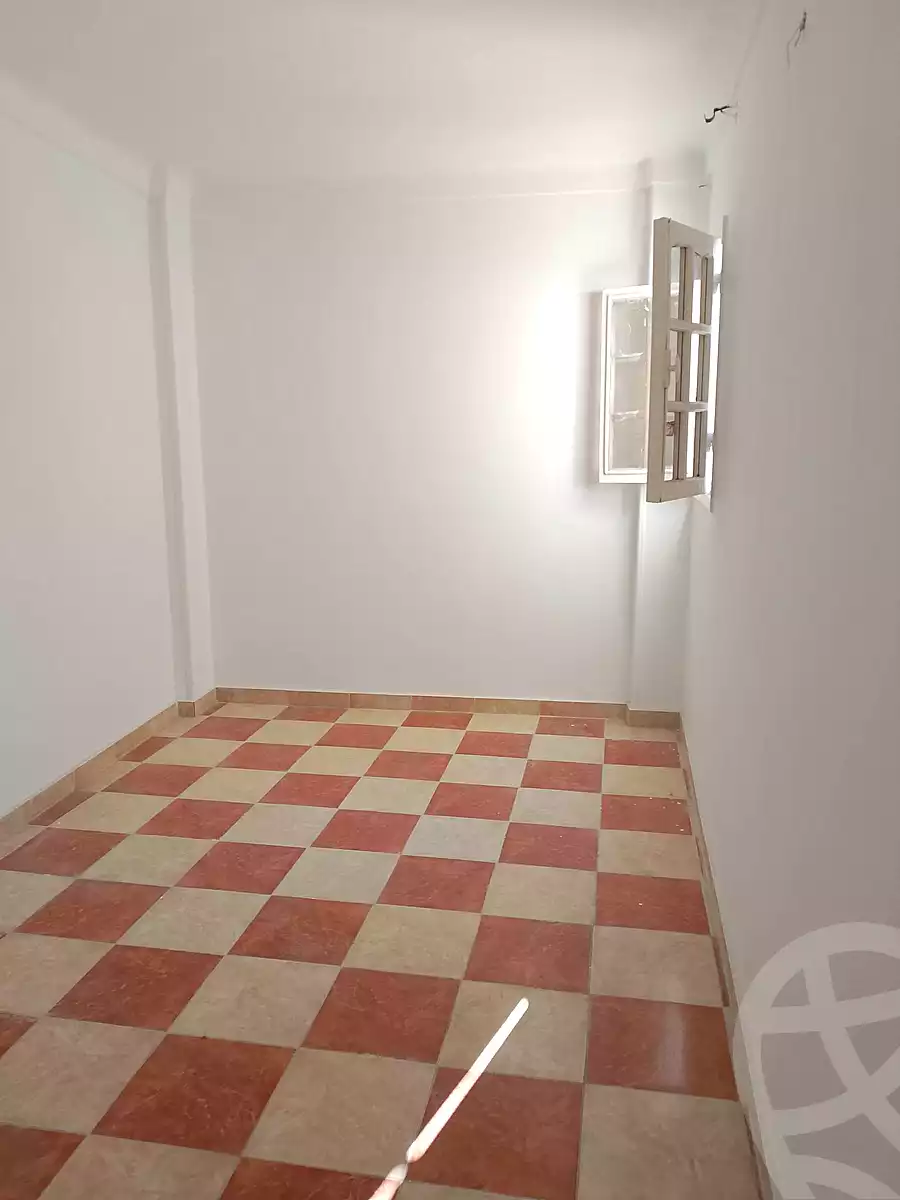 https://aqarmap.com.eg/ar/listing/7000101-for-sale-alexandria-lsywf-abd-el-fattah-el-shashaei-st