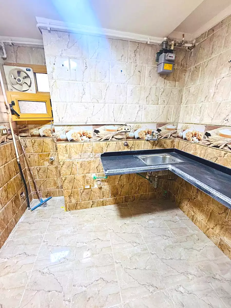 https://aqarmap.com.eg/en/listing/7000181-for-sale-alexandria-lsywf-el-falki