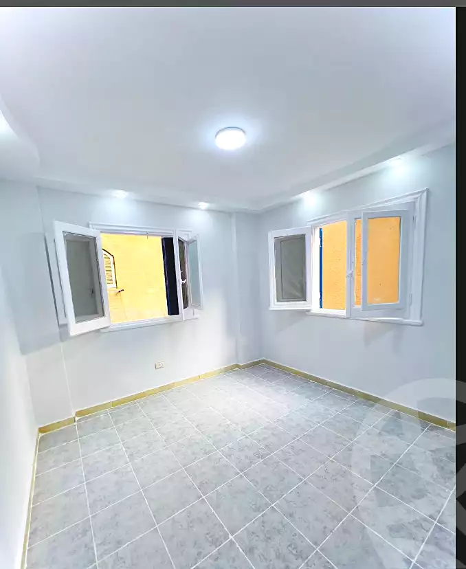 https://aqarmap.com.eg/ar/listing/7000335-for-sale-alexandria-al-agamy-shataa-el-nakheel