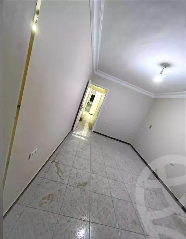 https://aqarmap.com.eg/ar/listing/7000383-for-sale-cairo-helwan-helwan-el-sharkeya-abd-el-rahman-pasha-st