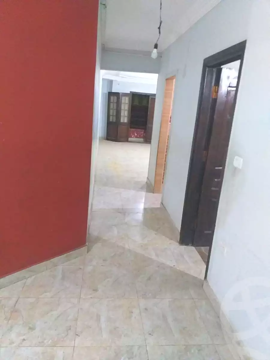 https://aqarmap.com.eg/ar/listing/7000604-for-sale-cairo-faisal-kafr-tohormos-queen-nazli-st