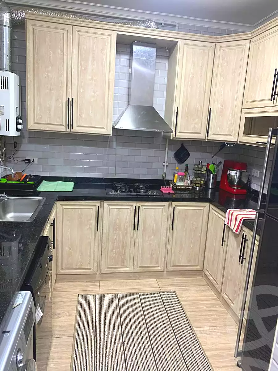 https://aqarmap.com.eg/ar/listing/7000653-for-sale-cairo-el-shorouk-compounds-maadi-view
