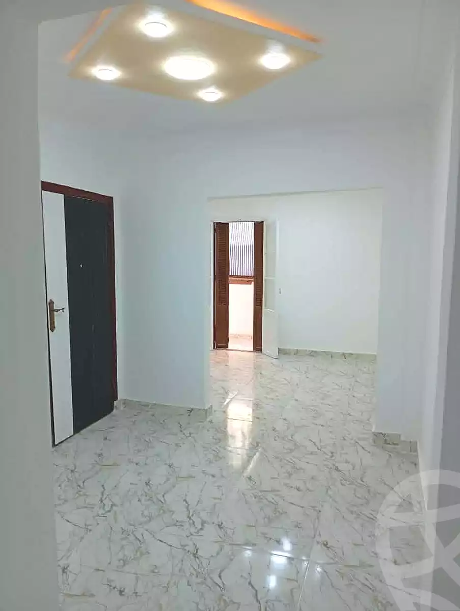 https://aqarmap.com.eg/ar/listing/7000770-for-sale-alexandria-sydy-bshr-sydy-bshr-qbly-lamai-st