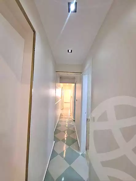 https://aqarmap.com.eg/ar/listing/7000857-for-sale-alexandria-sydy-bshr-sydy-bshr-bhry-shr-mhmwd-l-yswy