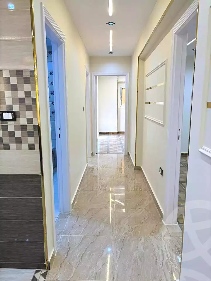 https://aqarmap.com.eg/en/listing/7000900-for-sale-alexandria-sydy-bshr-sydy-bshr-bhry