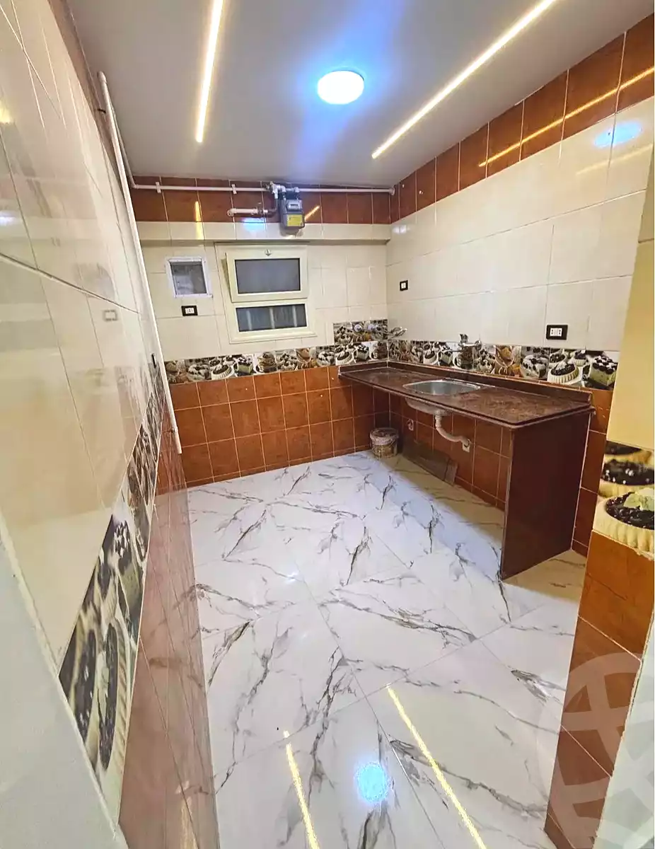 https://aqarmap.com.eg/ar/listing/7000990-for-sale-alexandria-sydy-bshr-sydy-bshr-bhry