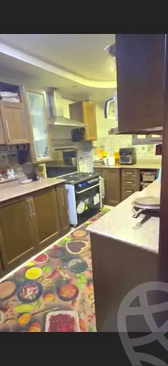 https://aqarmap.com.eg/en/listing/7001187-for-sale-cairo-helwan-helwan-el-sharkeya-heidar-st