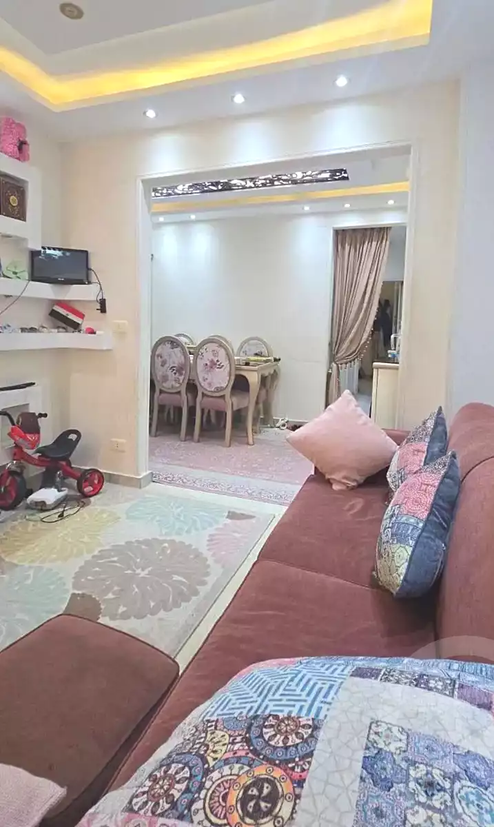 https://aqarmap.com.eg/en/listing/7001483-for-sale-alexandria-camp-cesar