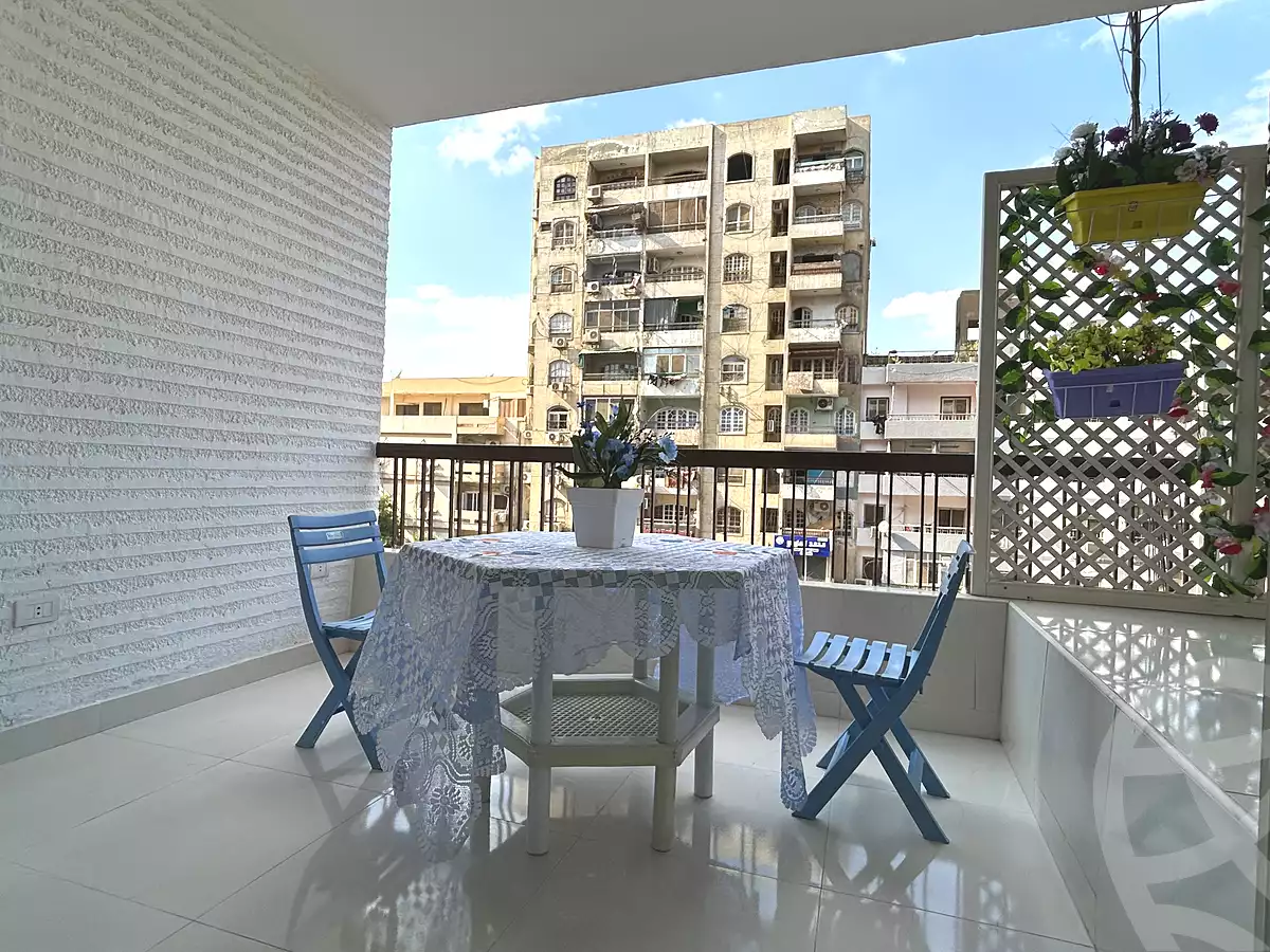 https://aqarmap.com.eg/en/listing/7001650-for-rent-cairo-mokattam-lhdb-l-ly-shareaa-9