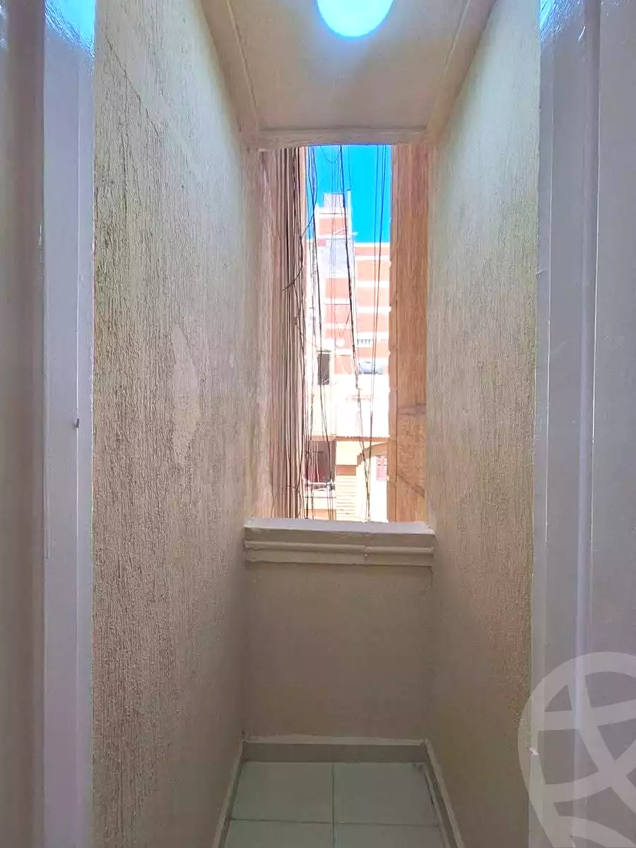https://aqarmap.com.eg/ar/listing/7001772-for-sale-alexandria-sydy-bshr-sydy-bshr-bhry-shr-khld-bn-lwlyd