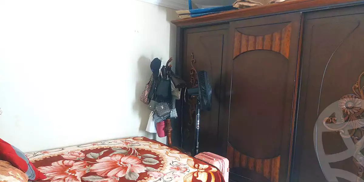 https://aqarmap.com.eg/en/listing/7001961-for-sale-alexandria-sydy-bshr-sydy-bshr-bhry-shr-khld-bn-lwlyd