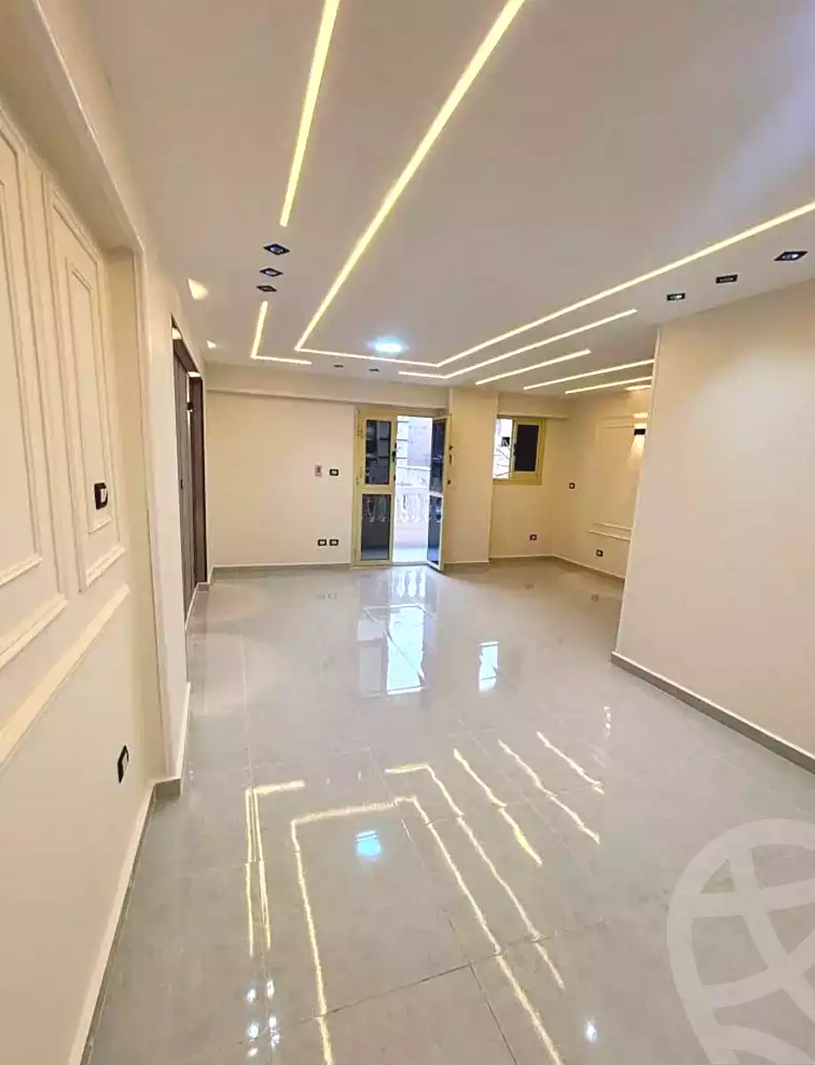 https://aqarmap.com.eg/en/listing/7002061-for-sale-alexandria-sydy-bshr-sydy-bshr-bhry-amr-el-nogomy-st