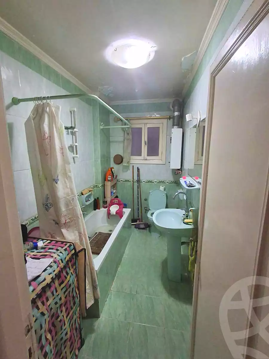 https://aqarmap.com.eg/en/listing/7002374-for-sale-alexandria-sydy-bshr-sydy-bshr-bhry-gamal-abd-el-nasir-st