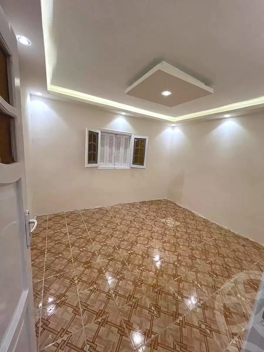 https://aqarmap.com.eg/ar/listing/7002533-for-sale-alexandria-al-agamy-lbytsh-shahr-al-assal-st