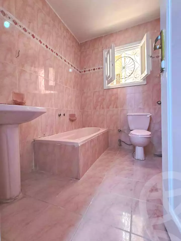 https://aqarmap.com.eg/ar/listing/7002916-for-sale-alexandria-al-agamy-shataa-el-nakheel