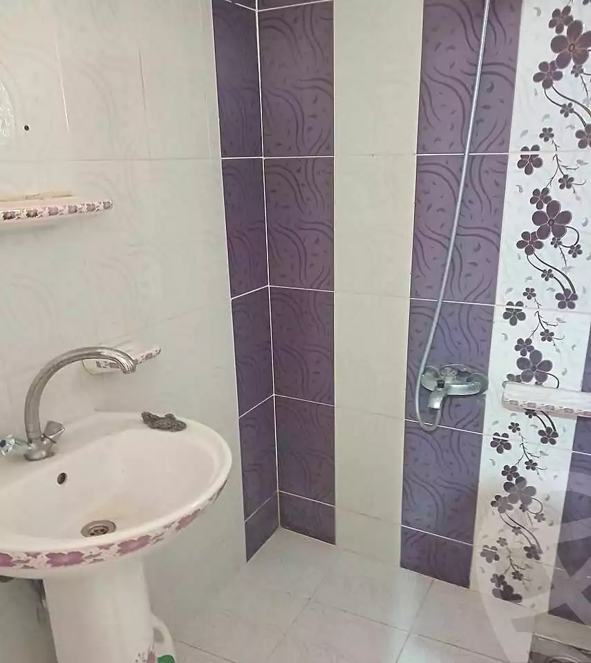 https://aqarmap.com.eg/ar/listing/7002945-for-rent-alexandria-el-asafra-salman-el-farsi-st