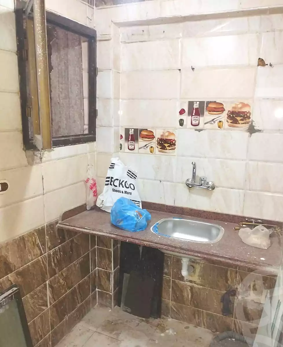 https://aqarmap.com.eg/en/listing/7003012-for-sale-alexandria-al-agamy-el-hanouvel-amr-ibn-el-aas-st