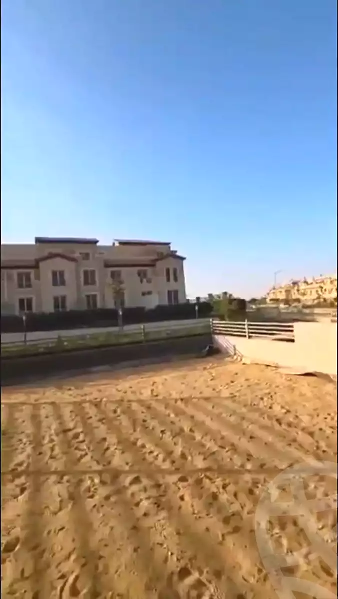 https://aqarmap.com.eg/ar/listing/7003274-for-sale-cairo-new-administrative-capital-r4-la-vista-city