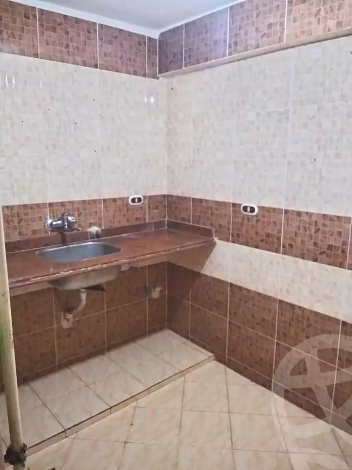 https://aqarmap.com.eg/en/listing/7003499-for-rent-alexandria-al-agamy-el-kilo-21