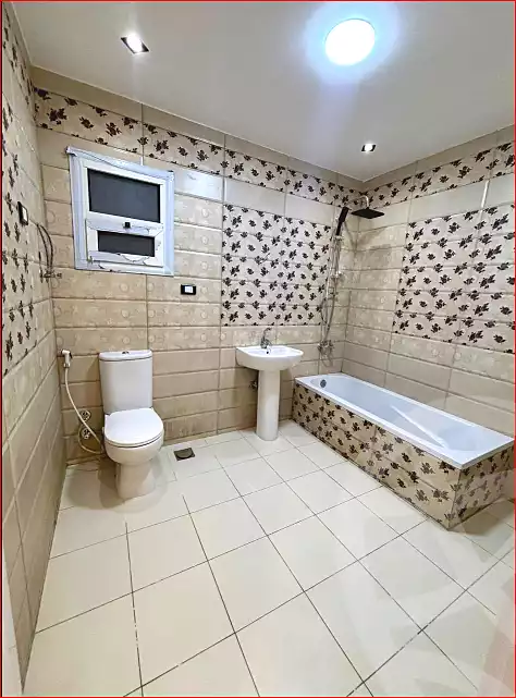 https://aqarmap.com.eg/ar/listing/7003539-for-sale-alexandria-sydy-bshr-sydy-bshr-bhry-khalil-hamada-st