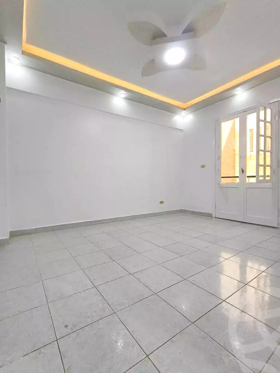 https://aqarmap.com.eg/ar/listing/7003563-for-sale-alexandria-al-agamy-shataa-el-nakheel
