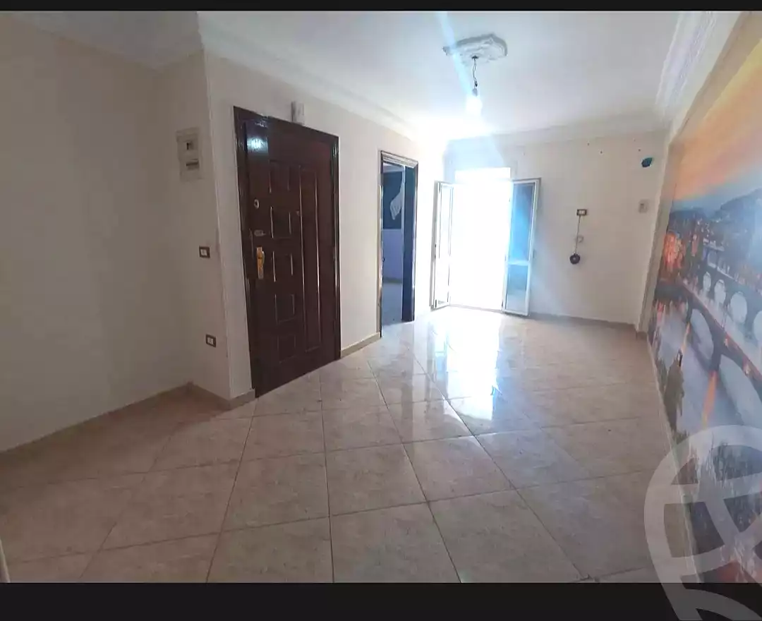 https://aqarmap.com.eg/ar/listing/7003610-for-sale-alexandria-miami-shr-jml-bd-lnsr