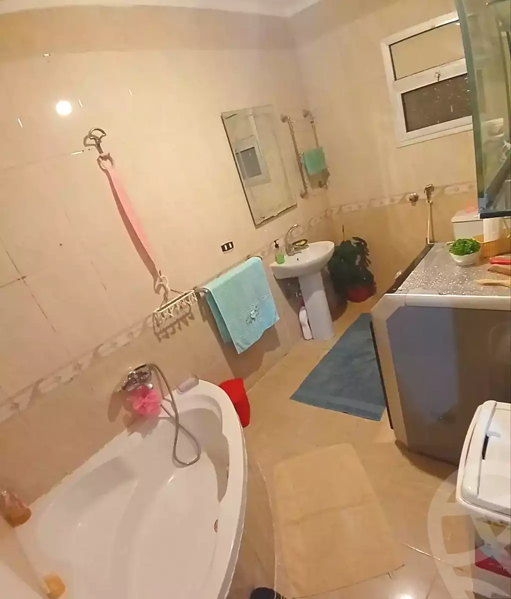 https://aqarmap.com.eg/en/listing/7003640-for-sale-alexandria-el-mandara-shr-jml-bd-lnsr