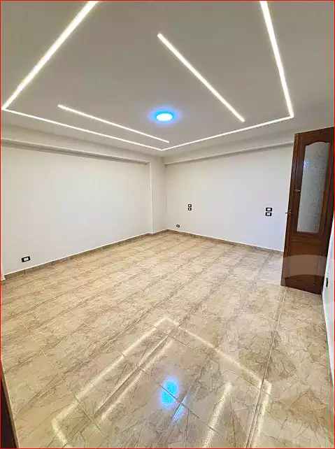 https://aqarmap.com.eg/ar/listing/7003641-for-sale-alexandria-sydy-bshr-sydy-bshr-bhry-shr-mhmwd-l-yswy