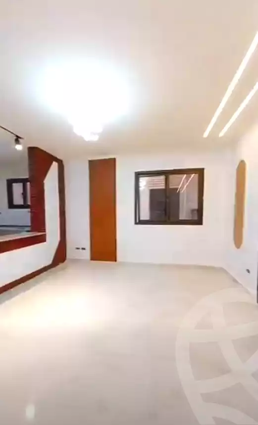 https://aqarmap.com.eg/ar/listing/7003735-for-sale-alexandria-al-agamy-shataa-el-nakheel