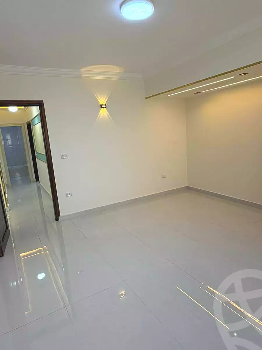 https://aqarmap.com.eg/ar/listing/7003839-for-sale-cairo-ain-shams-el-naam