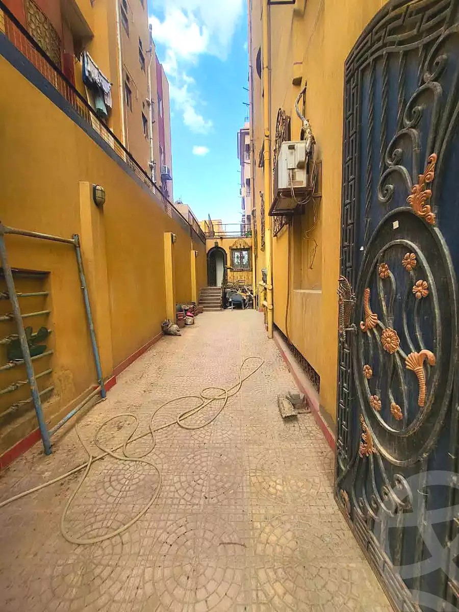 https://aqarmap.com.eg/en/listing/7003895-for-sale-cairo-15th-of-may-family-housing
