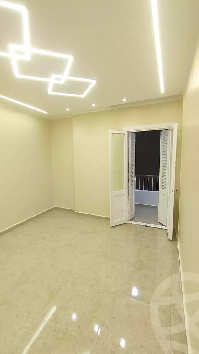 https://aqarmap.com.eg/en/listing/7003980-for-sale-alexandria-miami-el-sebaey-st