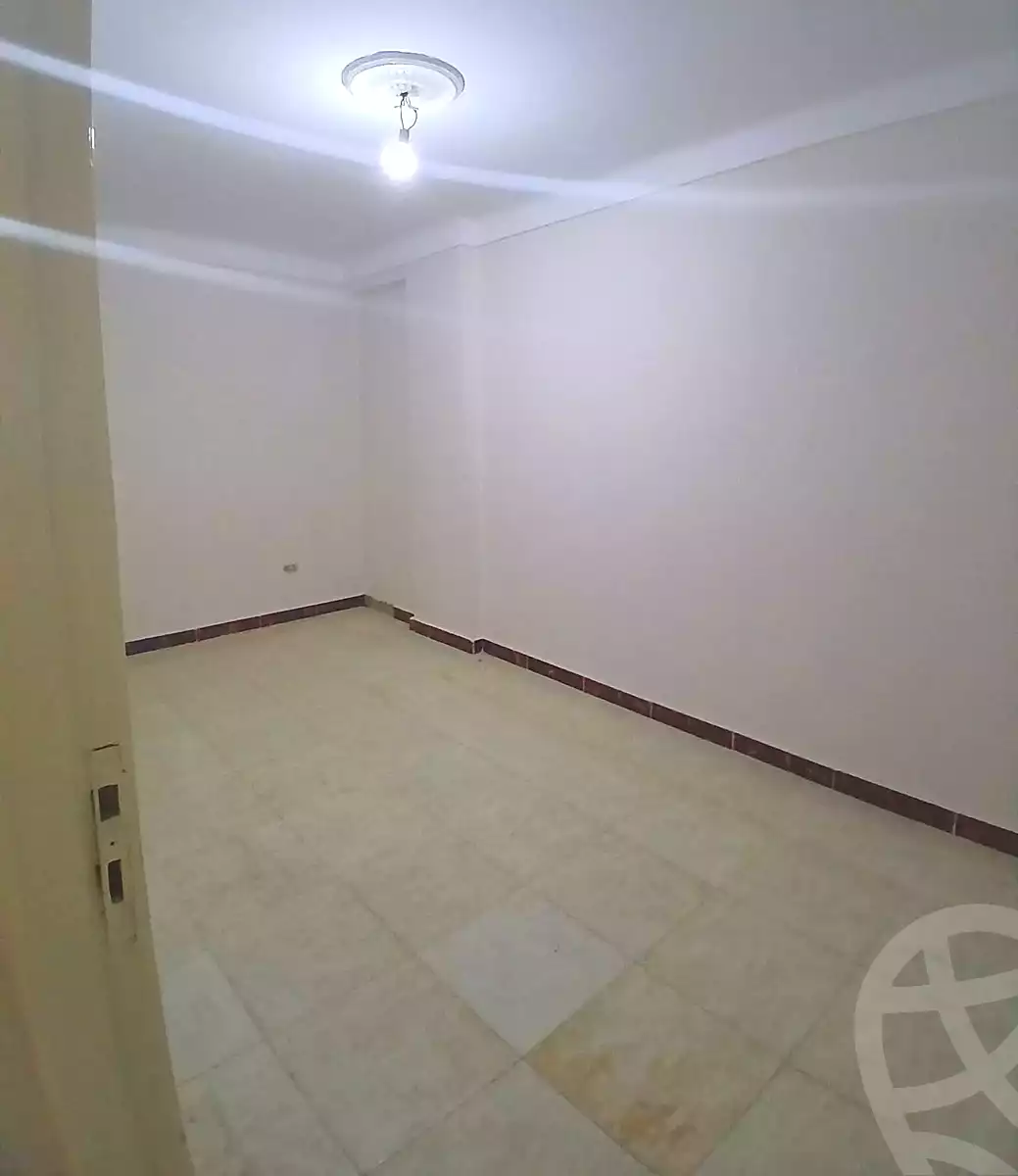 https://aqarmap.com.eg/en/listing/7004050-for-sale-alexandria-lsywf-el-falki