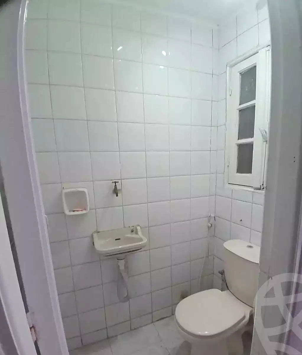https://aqarmap.com.eg/ar/listing/7004151-for-rent-alexandria-sydy-bshr-sydy-bshr-bhry