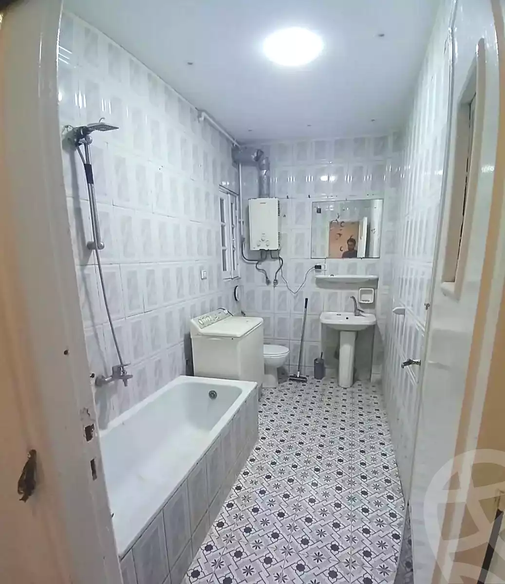 https://aqarmap.com.eg/ar/listing/7004151-for-rent-alexandria-sydy-bshr-sydy-bshr-bhry