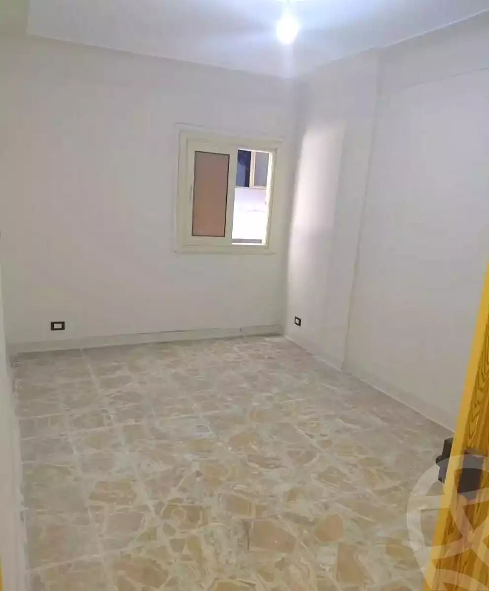 https://aqarmap.com.eg/en/listing/7004154-for-sale-alexandria-sydy-bshr-sydy-bshr-bhry-shr-khld-bn-lwlyd