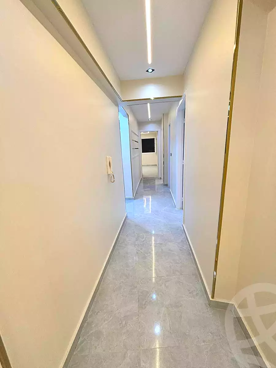 https://aqarmap.com.eg/ar/listing/7004165-for-sale-alexandria-sydy-bshr-sydy-bshr-bhry-shr-mhmwd-l-yswy