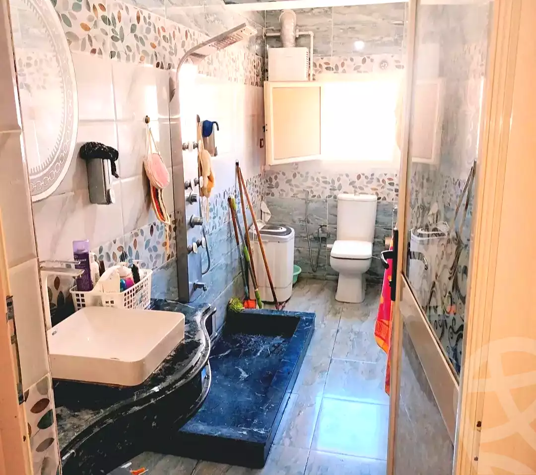 https://aqarmap.com.eg/ar/listing/7004177-for-sale-alexandria-sydy-bshr-sydy-bshr-bhry-shr-khld-bn-lwlyd