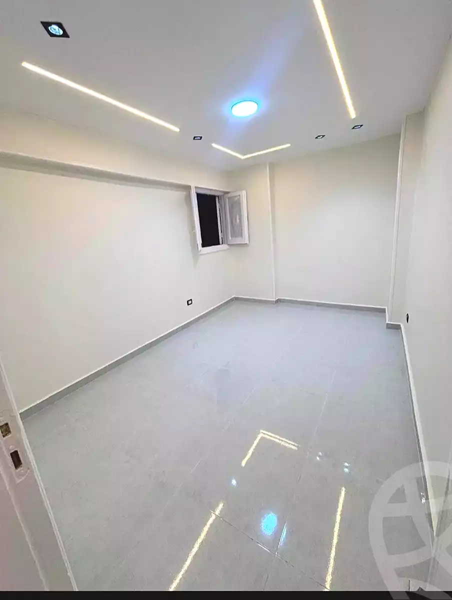 https://aqarmap.com.eg/en/listing/7004187-for-sale-alexandria-sydy-bshr-sydy-bshr-bhry