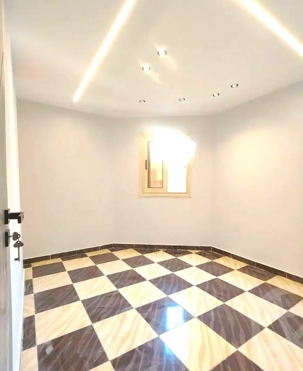 https://aqarmap.com.eg/en/listing/7004950-for-sale-alexandria-sydy-bshr-sydy-bshr-bhry-shr-khld-bn-lwlyd