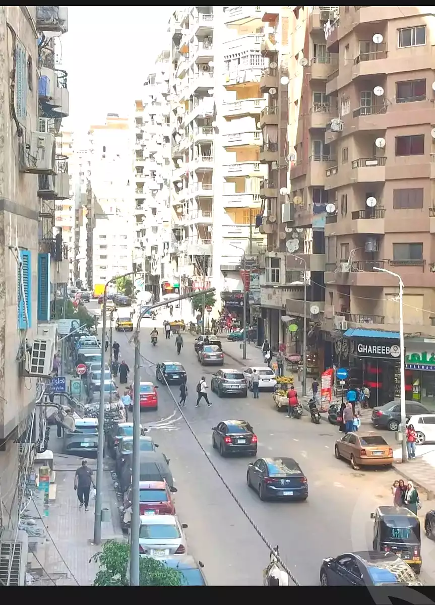 https://aqarmap.com.eg/en/listing/7004950-for-sale-alexandria-sydy-bshr-sydy-bshr-bhry-shr-khld-bn-lwlyd