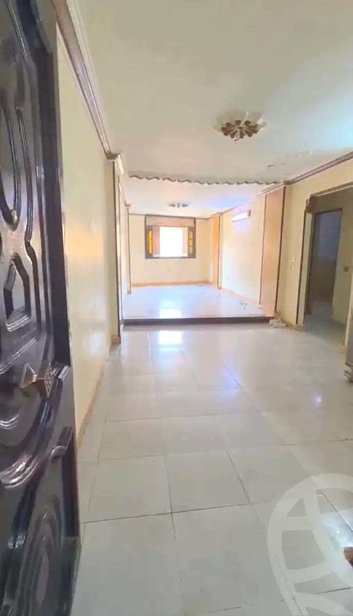 https://aqarmap.com.eg/ar/listing/7005004-for-sale-cairo-ain-shams-yn-shms-lgrby