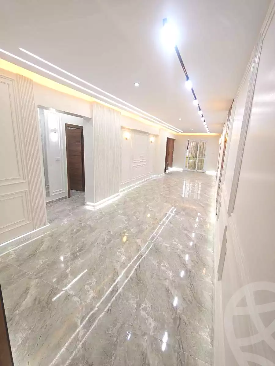 https://aqarmap.com.eg/ar/listing/7005048-for-sale-alexandria-al-agamy-el-hanouvel