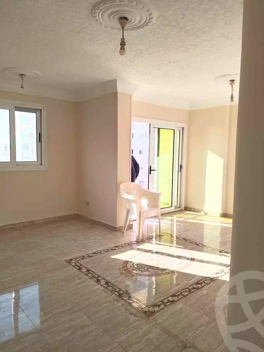 https://aqarmap.com.eg/ar/listing/7005056-for-sale-alexandria-sydy-bshr-sydy-bshr-bhry-shr-khld-bn-lwlyd